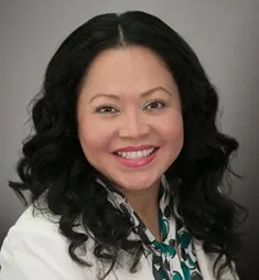 Evelyn Perez, real estate agent in Los Angeles