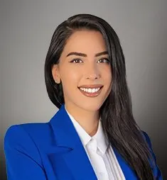 Arena Zeynali, real estate agent in Glendale