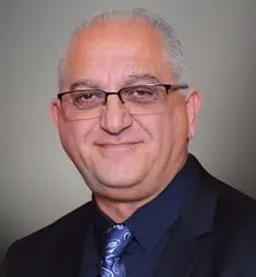 Andre Pashai, real estate agent in Newhall