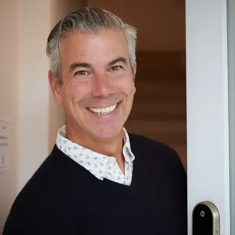 Peter Lee, real estate agent in Eastvale