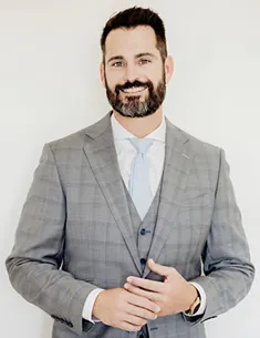 Derek Deville, real estate agent in Hesperia
