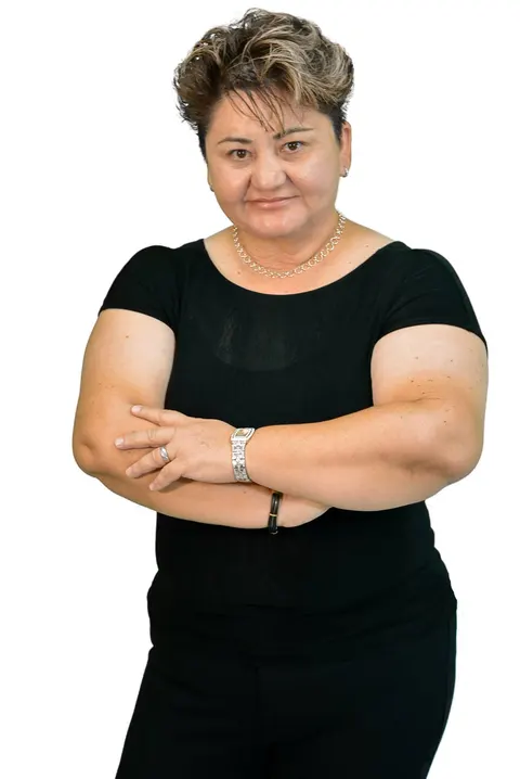 Cynthia Cruz, real estate agent in San Bernardino