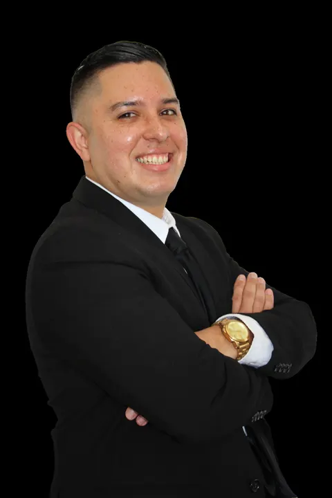 Christopher Hozie, real estate agent in Apple Valley