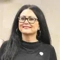 Kari Leon, real estate agent in Apple Valley