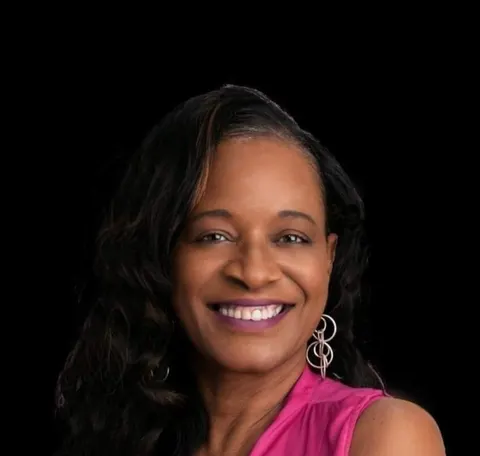 Ceola Huyghue, real estate agent in Riverside