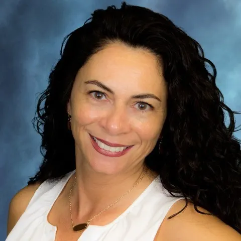 Sarah Crane, real estate agent in Hemet
