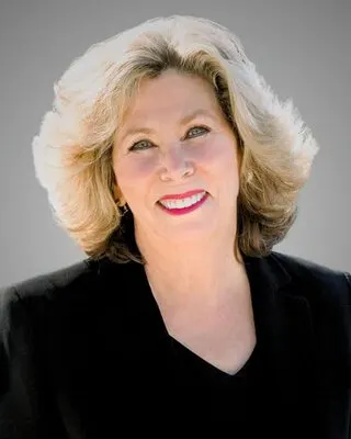Debbie Neugebauer, real estate agent in Huntington Beach