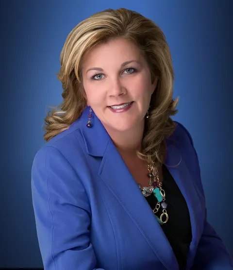 Lisa Andre, real estate agent in Riverside