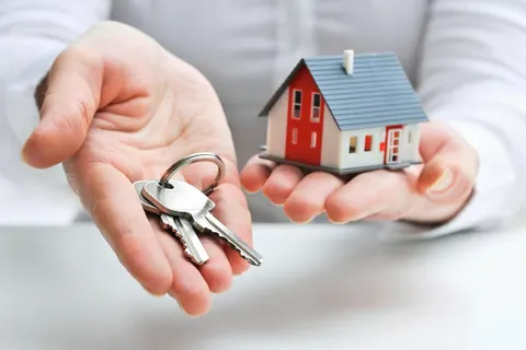 Carol Digerolamo, real estate agent in Riverside