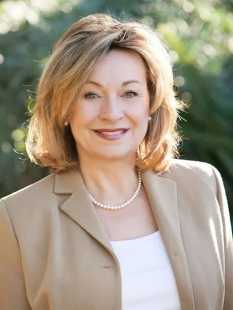 Betty Callaway, real estate agent in Palm Springs