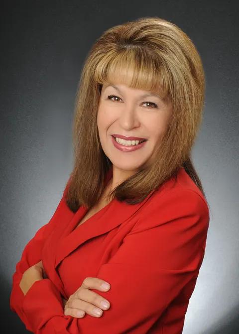 Maggie Ramirez-Garcia, real estate agent in Riverside