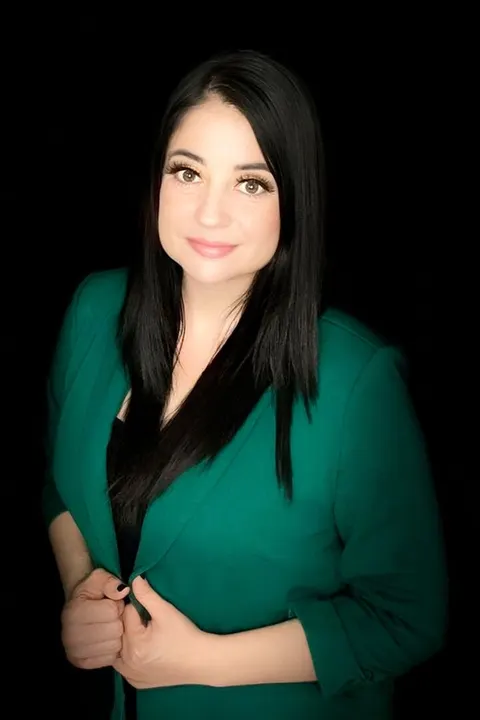 Laura Avila, real estate agent in Perris