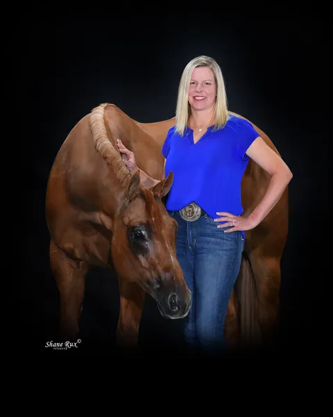 Kellie Hinely, real estate agent in Norco