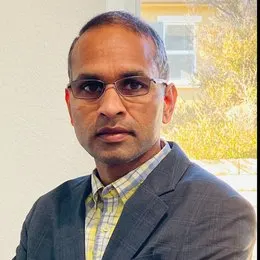 Arvind Pola, real estate agent in Valencia