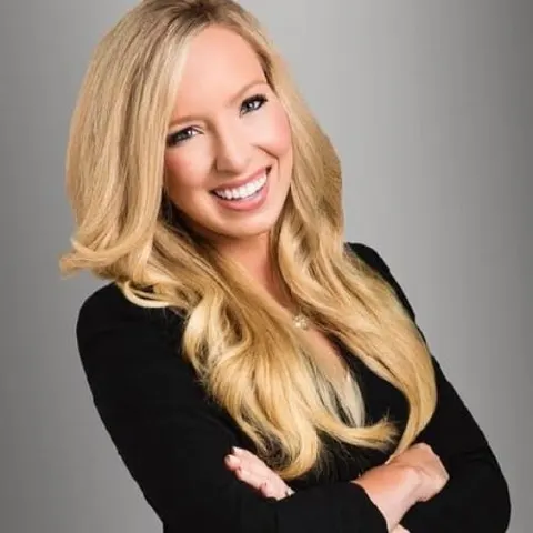 Lindsay Ansel, real estate agent in Corona