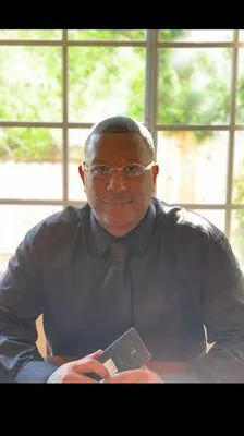 Devone Richard, real estate agent in Pasadena