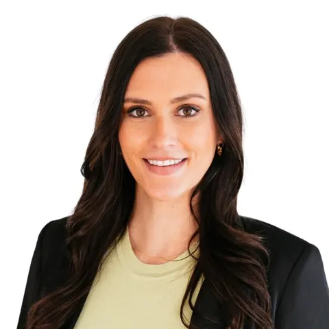 Karlie Soderstrom, real estate agent in Anaheim