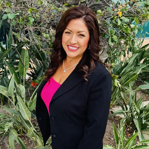 Staci Guevara, real estate agent in Riverside