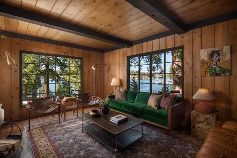 Christine Williams, real estate agent in Lake Arrowhead
