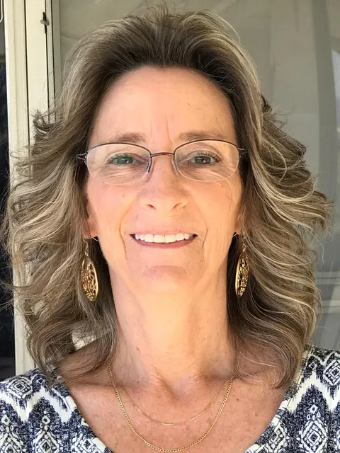 Beverly Mackey, real estate agent in Hemet