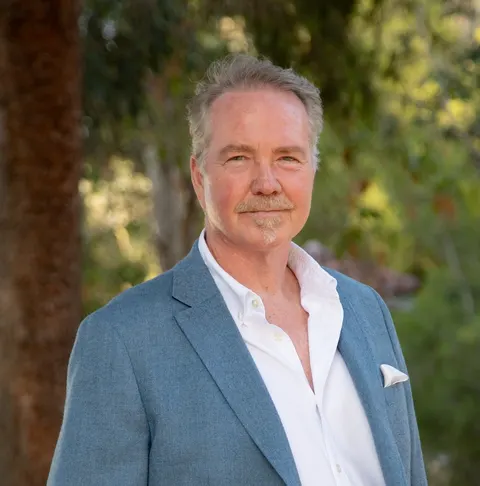 Robert Murray, real estate agent in Riverside