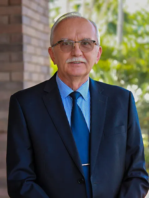 Emil Radoi, real estate agent in Highland