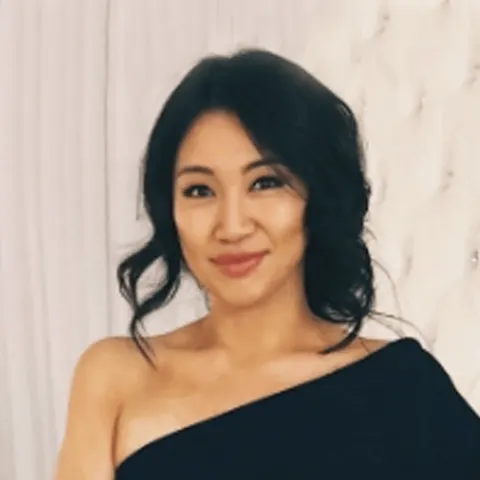 Stephanie Tran, real estate agent in San Bernardino