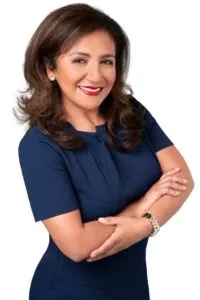 Katya De La Cruz, real estate agent in Corona