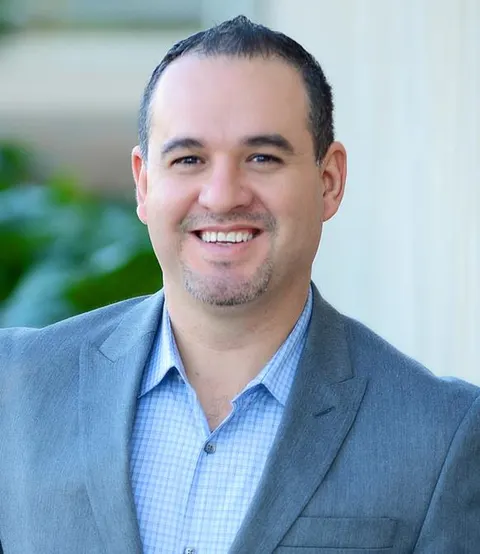 Martin Gonzalez, real estate agent in Ontario