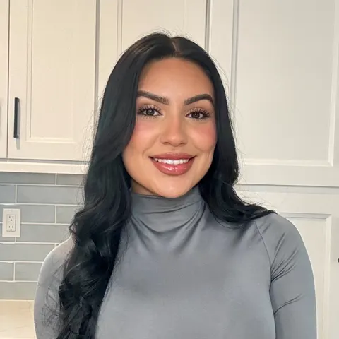 Kassandra Oseguera Esquivel, real estate agent in Hesperia