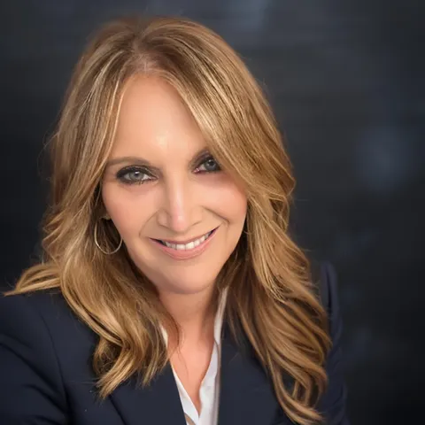 Tamara Wentworth, real estate agent in Palm Desert