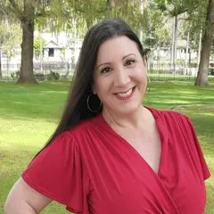 Suzan Valentin, real estate agent in Riverside