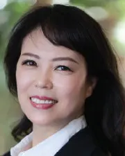 Kristen Yoo, real estate agent in Corona