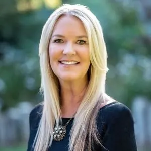Tracy Browne, real estate agent in Laguna Beach
