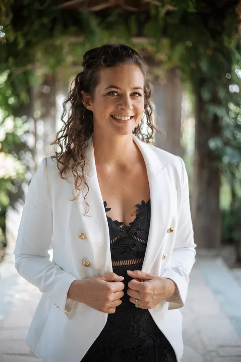 Jessica Hooten, real estate agent in Clearlake
