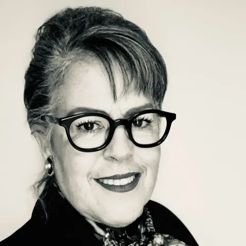 Nora Lacampagne, real estate agent in Lakeport