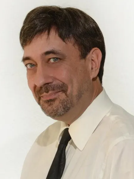 Philip Smoley, real estate agent in Lakeport