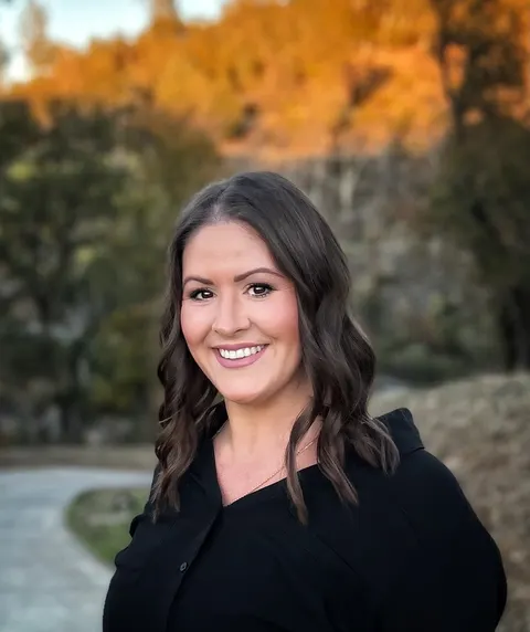 Rebecca Castelli, real estate agent in Hidden Valley Lake