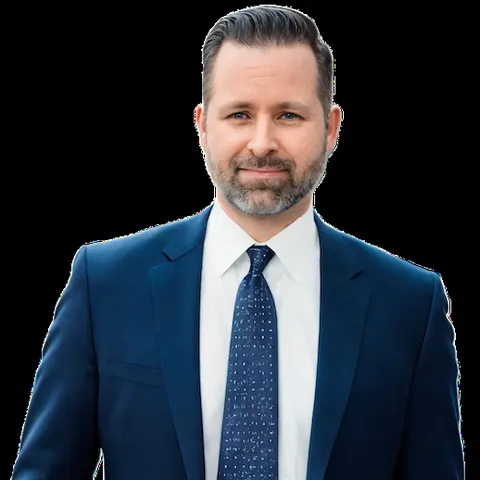 Thomas Ligouri, real estate agent in Kelseyville