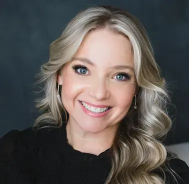 Margaret Minhas, real estate agent in Costa Mesa