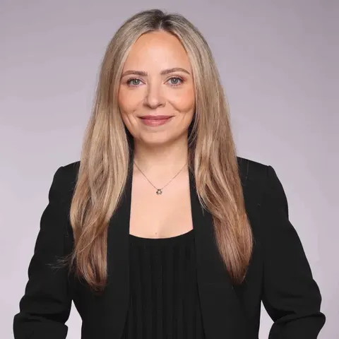 Sanaz Sepidar, real estate agent in Mission Viejo