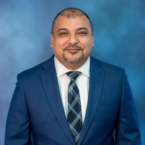 Salvador Sagrero, real estate agent in Apple Valley
