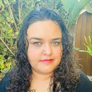 Elizabeth Montes, real estate agent in Los Angeles