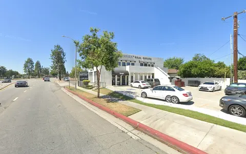 Emilia Martell, real estate agent in Los Angeles