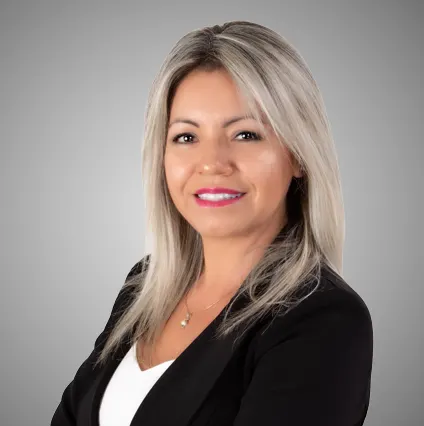 Sandra Doke, real estate agent in Merced