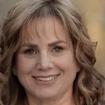 Stephanie Owens, real estate agent in Merced