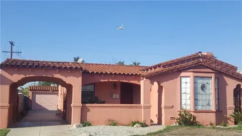 Gwen Allen, real estate agent in La Puente