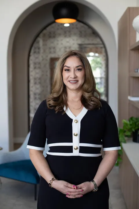 Elisha Vasquez, real estate agent in Menifee