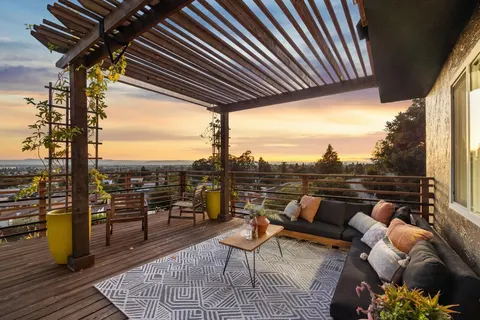 Donald Adamson, real estate agent in Apple Valley