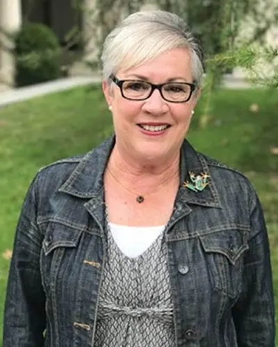Donna Shanahan, real estate agent in Fallbrook